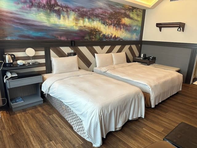 Elite Triple Room