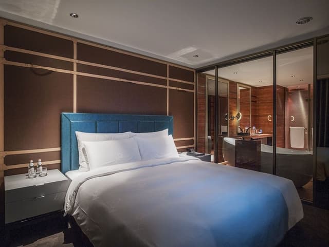 Royal Suite