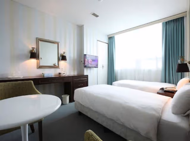 Deluxe Twin Room