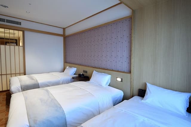 Twin Room(with Sofa Bed)