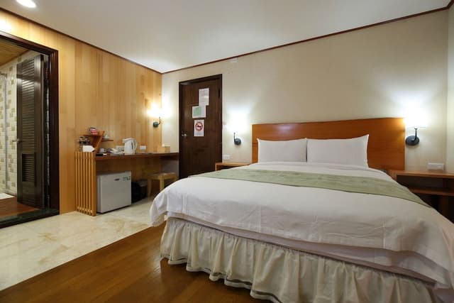 Honeymoon Double Room