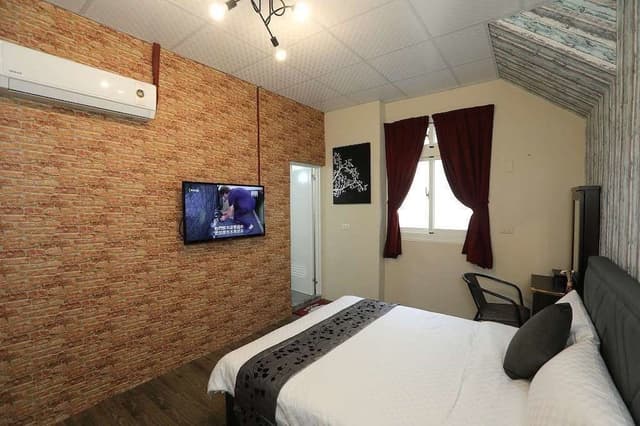 Classic Double Room