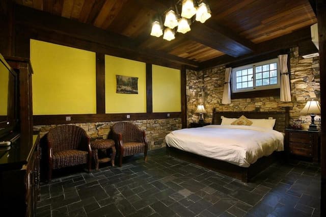 Standard Double Room, Bathtub (55.56.57.65.66.67)