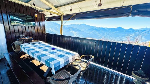 Deluxe Quadruple Room, Non Smoking
