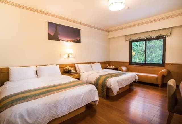 Elite Twin Room (2 pax)