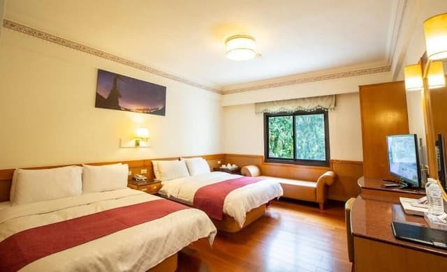 Elite Twin Room (2 pax)