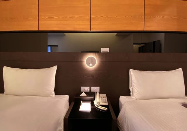 Elite Twin Room