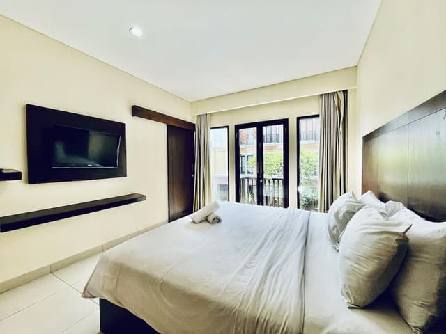 Deluxe Double Room, Pool View