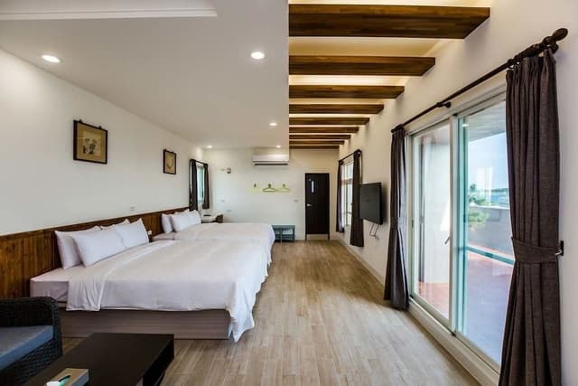 Deluxe Quadruple Room