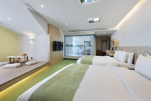 Deluxe Quadruple Room