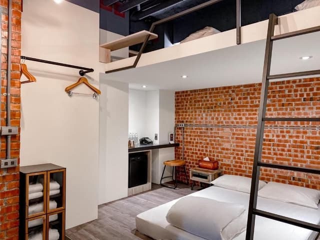 Quadruple Private Room with 2 Double Bunk Beds