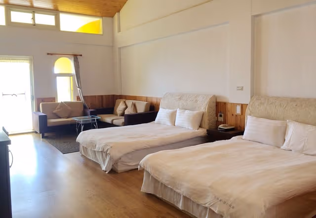 Deluxe Quadruple Room, Valley View