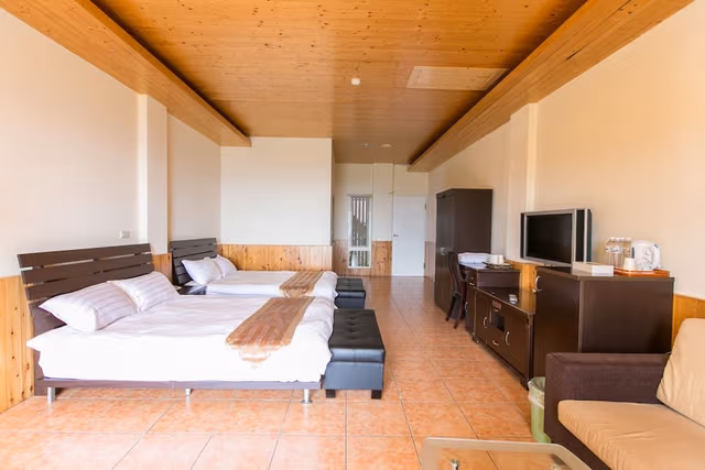 Superior Quadruple Room, Garden View