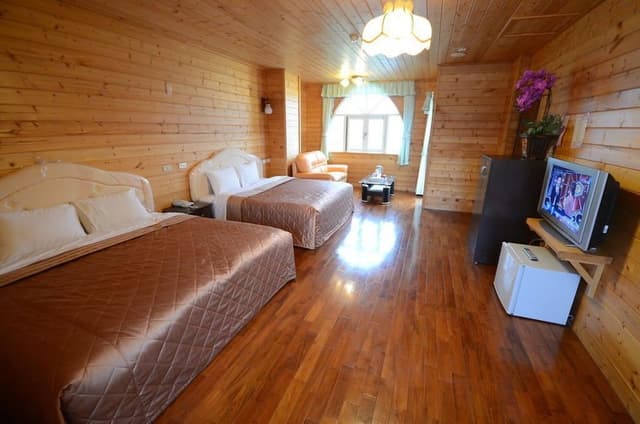 Deluxe Quadruple Room, Non Smoking