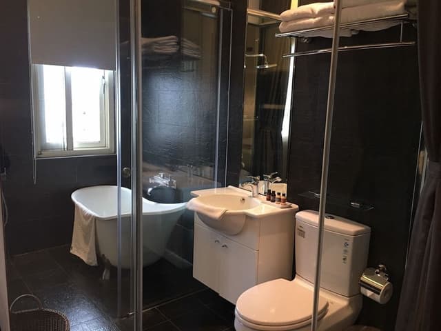 Premium Quadruple Room