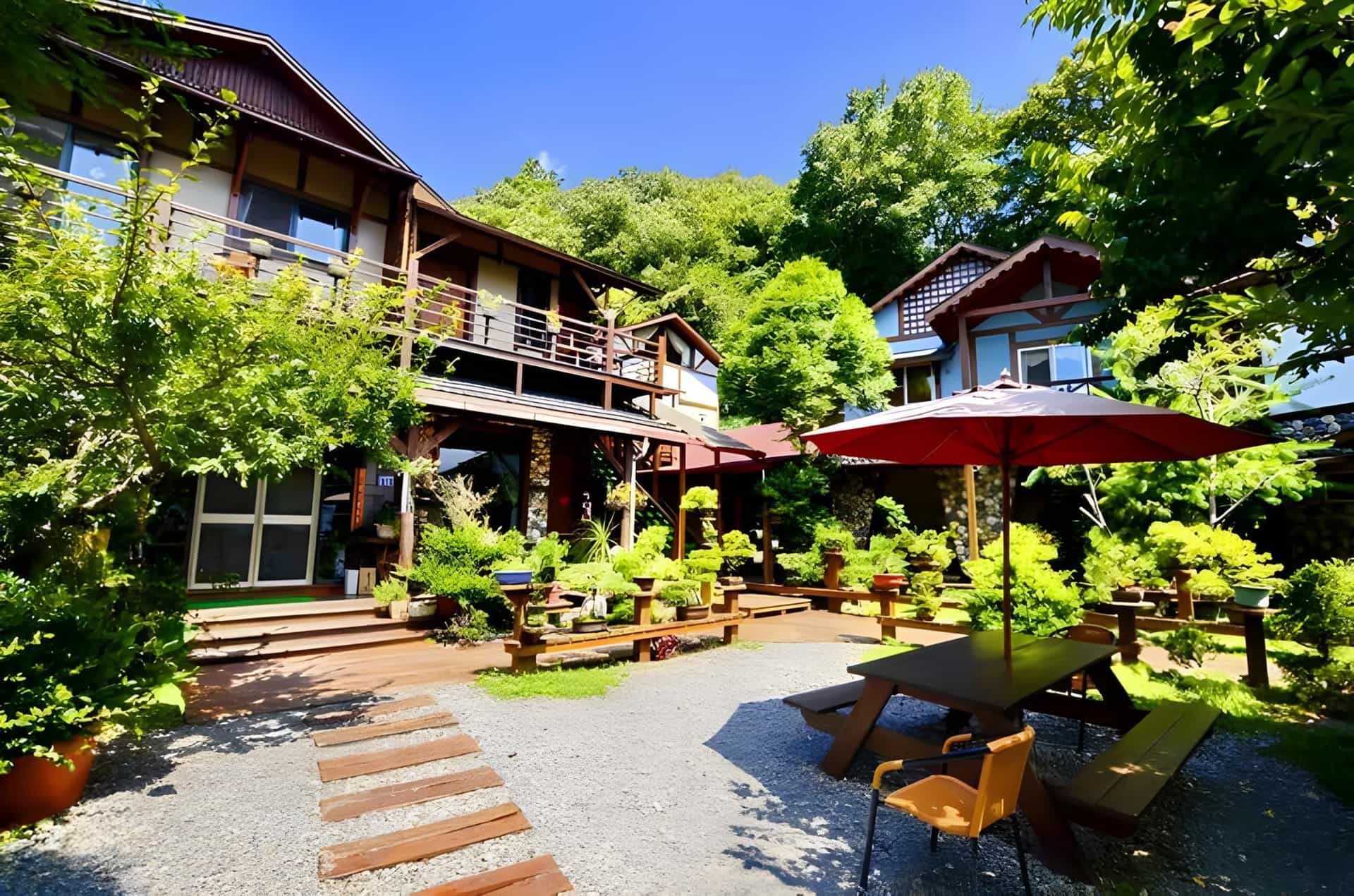 Shiyai Taoyuan B&B