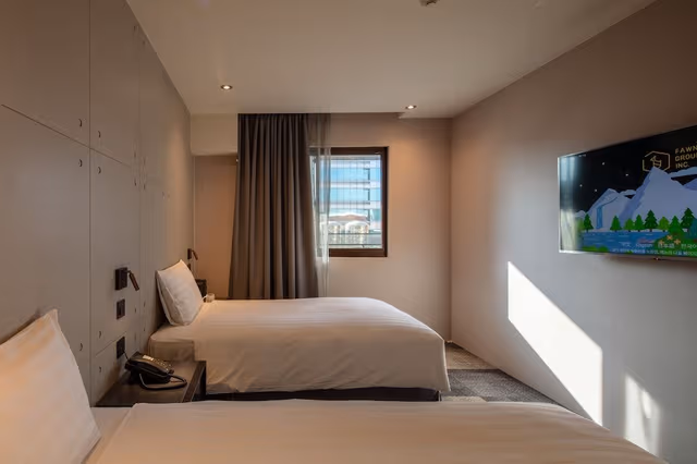 Premium Twin Room