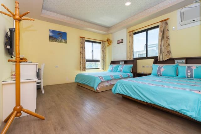 Economy Quadruple Room
