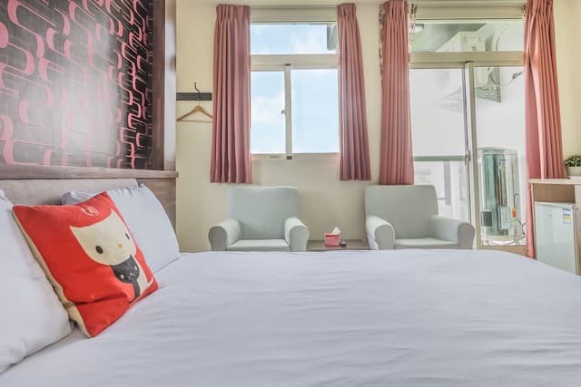 Deluxe Room, 1 Double Bed, Courtyard View