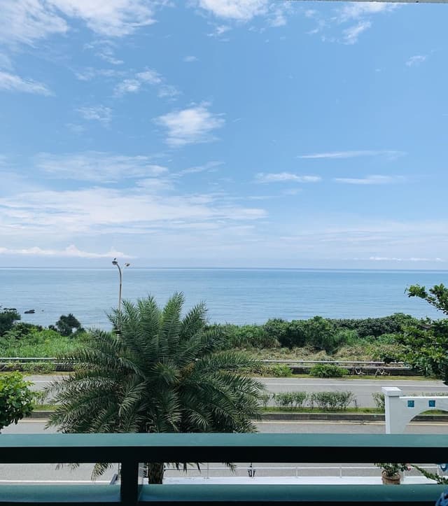 Deluxe Quadruple Room, Ocean View (202)