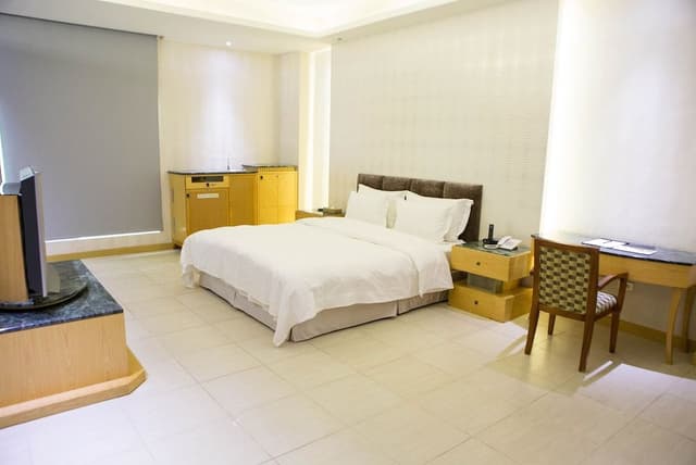 Flagship Suite (Check in time starts from 6pm)