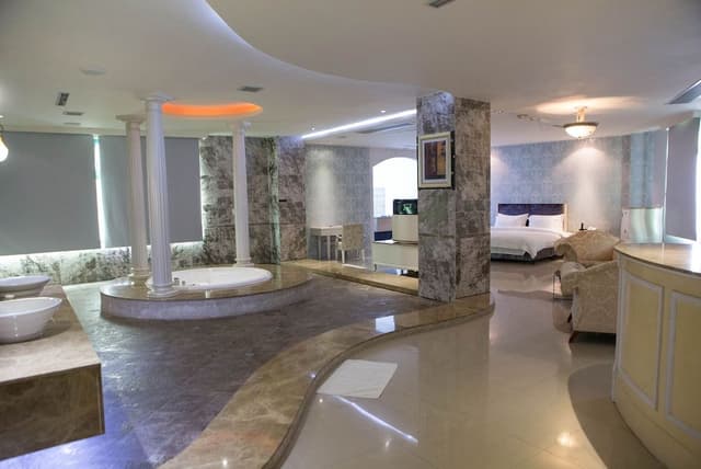 VIP Suite (Check in time starts from 6pm)
