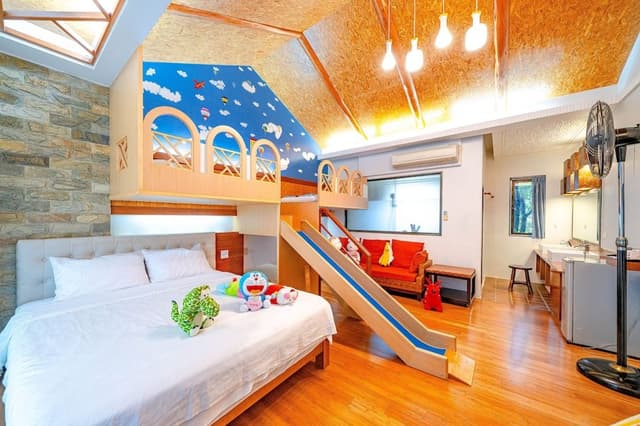 Deluxe Quadruple Room