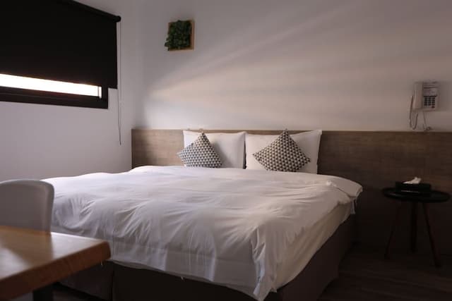 Standard Double Room, 1 Queen Bed, Non Smoking, City View