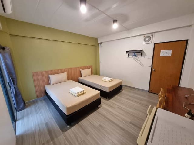 Standard Twin Room