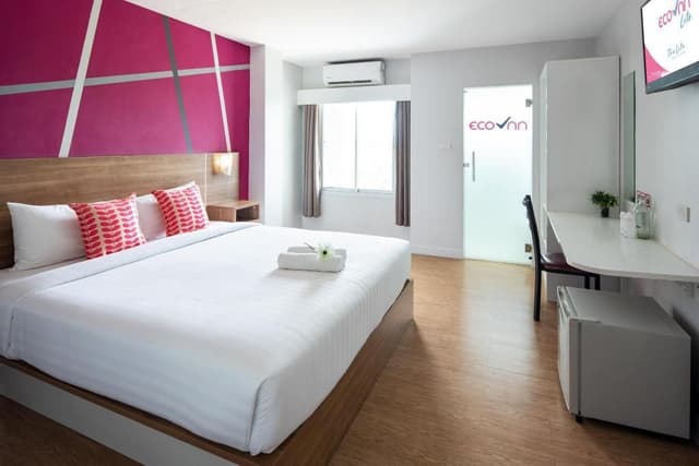 Standard King Room