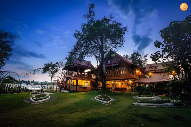 STANDARD DOUBLE BUNGALOW WITH PRIVATE BATHROOM