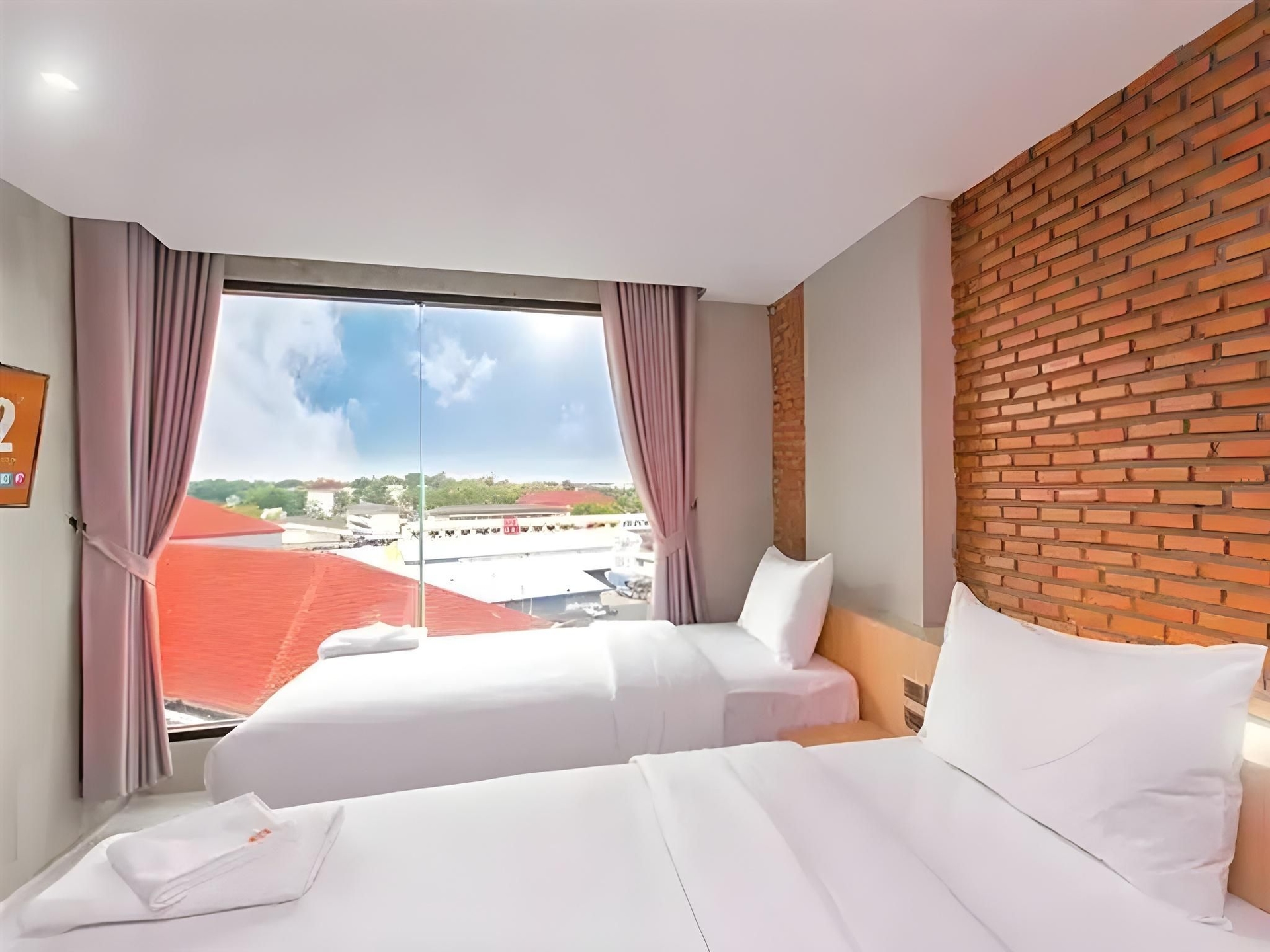 บีทู มุกดาหาร บูทิก แอนด์ บัดเจ็ต โฮเต็ล (B2 Mukdahan Boutique and Budget Hotel)1