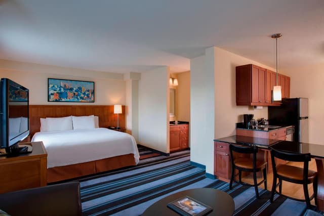 Bryant Park View Suite, Studio, 1 King, Sofa bed, Bryant Park view, Corner room