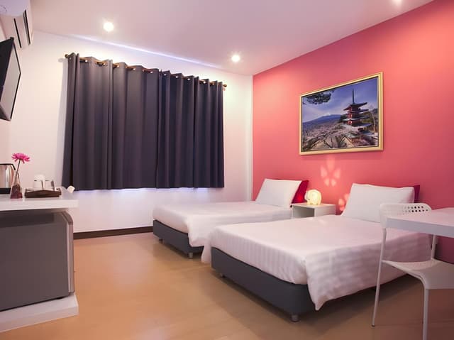 Double Room for 2 People - Non-Smoking