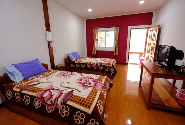 Standard Row House (Please show Company ID on check in date)