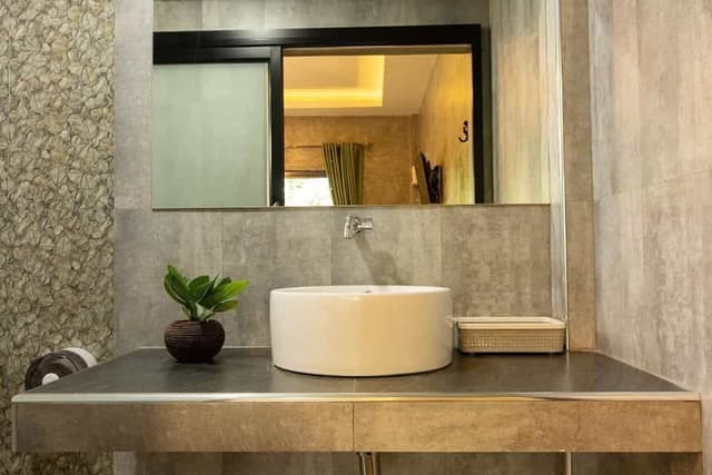 Standard Double Room (Zone 1)