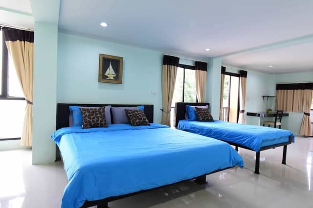 Deluxe Twin Room (2 Floor)