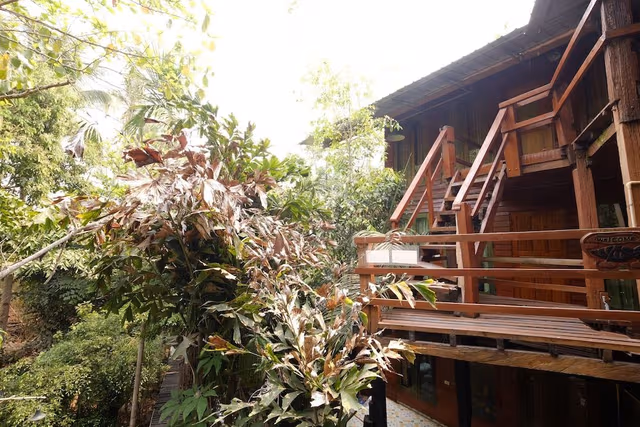 Standard Twin Room with Garden View