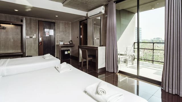 Luxury Triple Room