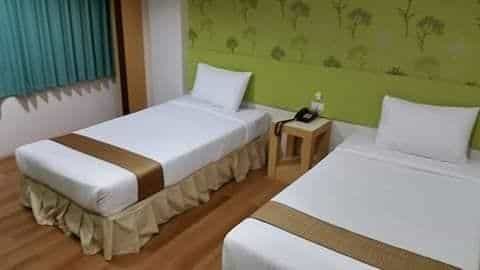 Standard Twin Room