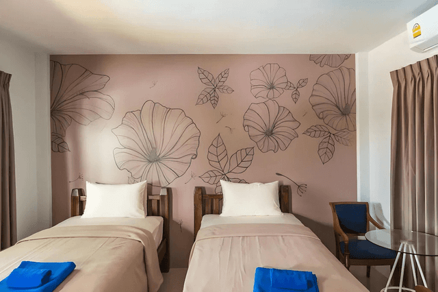 Standard Twin Room