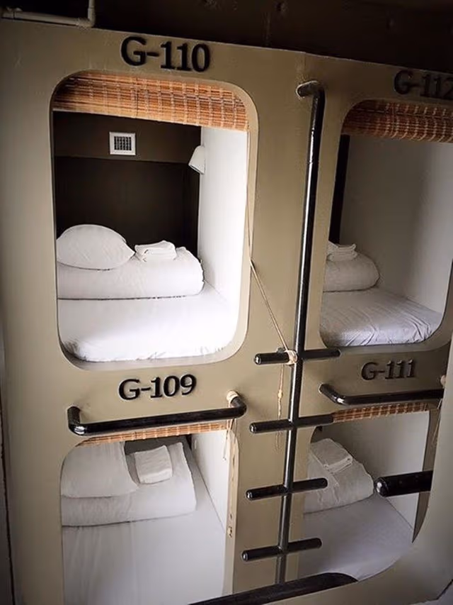 Capsule in Female Dormitory