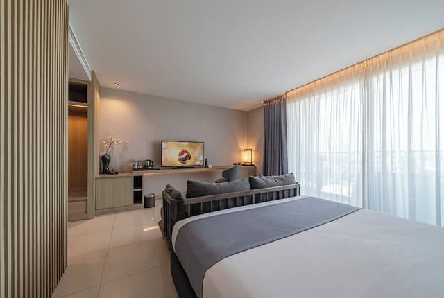Zen One Bedroom Suite