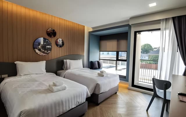 Superior Twin Bed Room