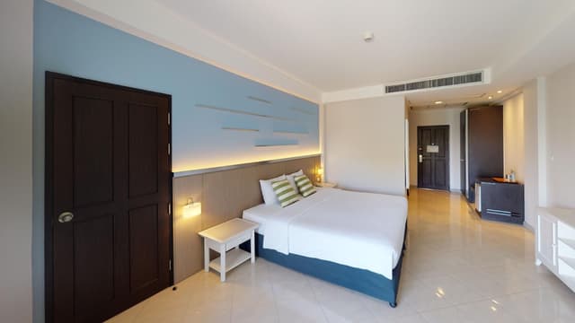 Standard King Room