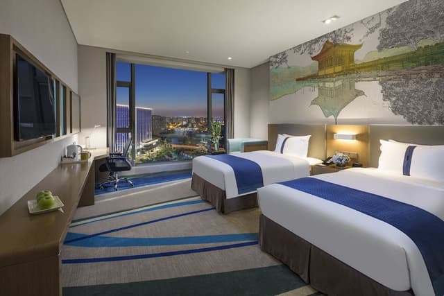 Standard Room, 2 Twin Beds (Extra Floor Space)