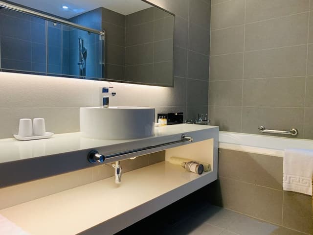 Executive Studio Suite