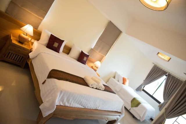 Deluxe Family Room