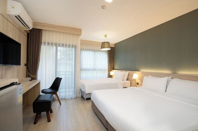 Deluxe Triple Room