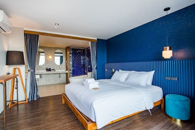 One-Bedroom Suite